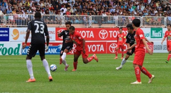 Video bàn thắng: HAGL 3-2 Long An (Vòng 10 V-League 2016)
