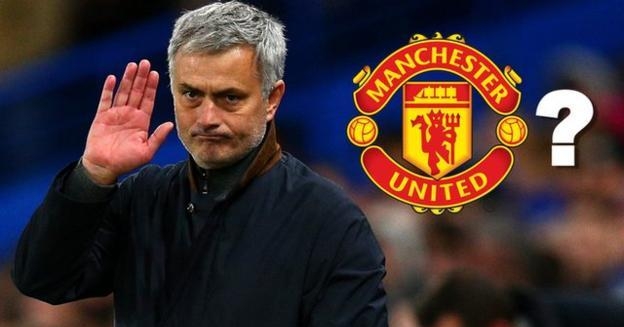 Jose Mourinho đã được thông báo về chuyện thay Van Gaal