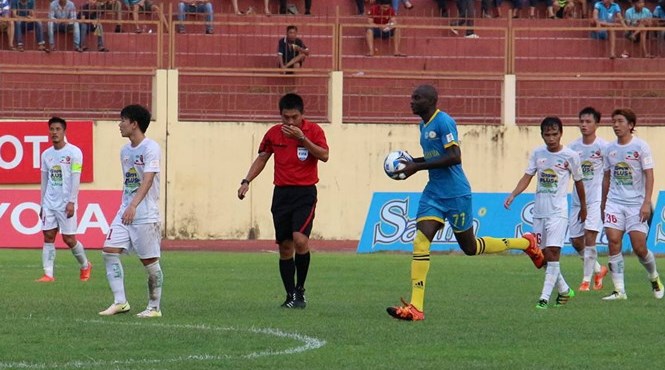 Video bàn thắng: Khánh Hòa 4-1 HAGL (Vòng 11 V-League 2016)