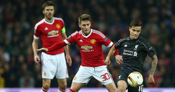 Liverpool và MU nhận án phạt nặng từ UEFA