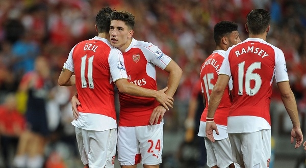 Arsenal ra giá bán trụ cột cho Barca