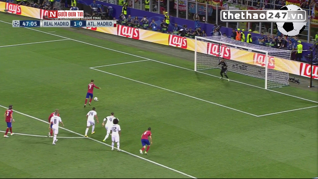 VIDEO: Tình huống sút hỏng pen đáng tiếc của Griezmann