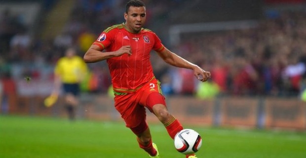 VIDEO: Robson-Kanu nâng tỷ số lên 2-1 cho Xứ Wales
