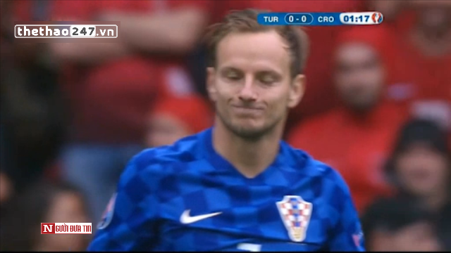 VIDEO: Pha bóng uy hiếp khung thành Thổ Nhĩ Kỳ của Rakitic