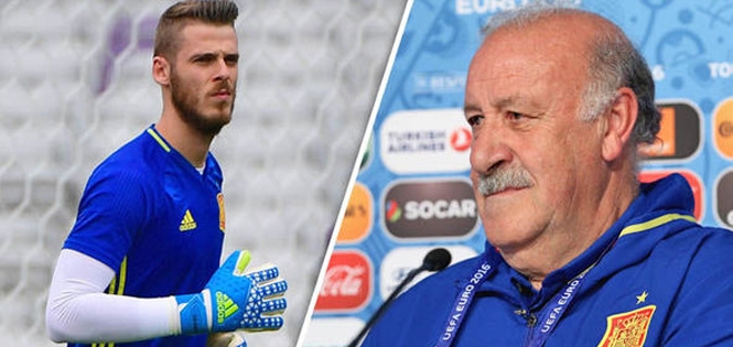 HLV Del Bosque cảnh báo De Gea trước trận mở màn