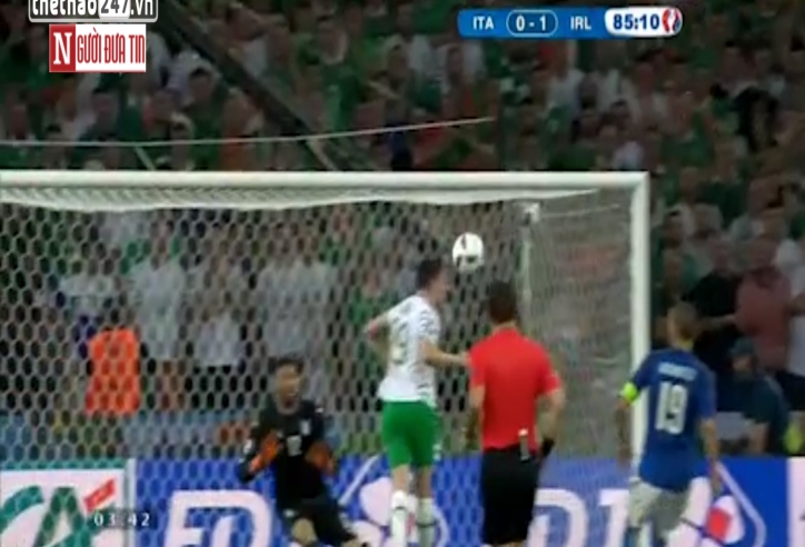 VIDEO: Hoolahan đánh đầu cận thành mở tỷ số cho CH Ailen