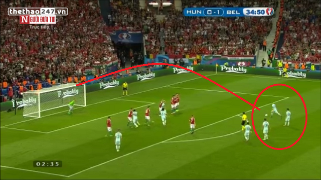 VIDEO: Pha đá phạt nguy hiểm của De Bruyne