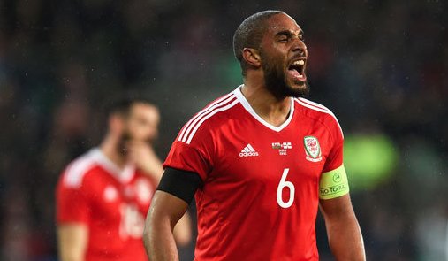 VIDEO: Ashley Williams đánh đầu san bằng tỷ số (Bỉ 1-1 Wales)