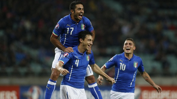 Barca nóng lòng chiêu mộ ngôi sao người Italia