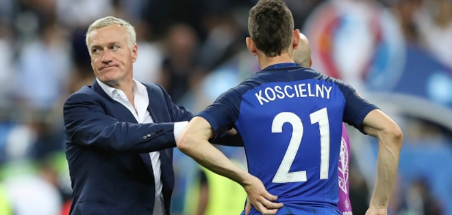 HLV đội tuyển Pháp thất vọng tột độ sau trận thua BĐN