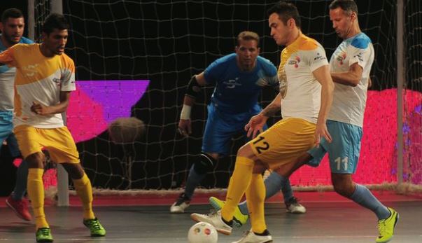 VIDEO: Giggs Team đánh bại Falcao Team ở giải Futsal Ấn Độ