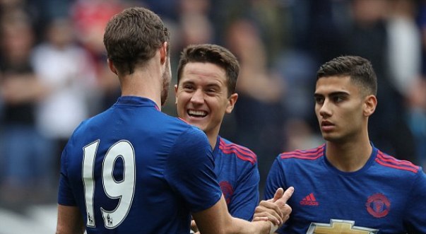 Video bàn thắng: Man Utd 2-0 Wigan (Giao hữu)