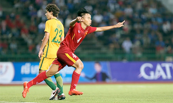 VIDEO: Nguyễn Huỳnh Sang mở tỷ số cho U16 Việt Nam vs U16 Australia