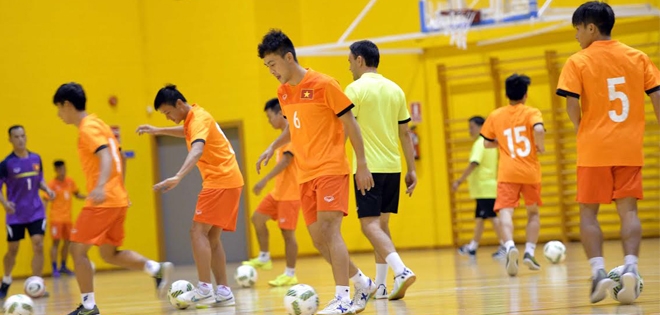 Tuyển futsal Việt Nam đấu Tây Ban Nha