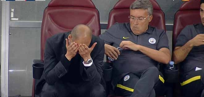 Pep Guardiola nói gì về 2 quả penalty hỏng ăn của Aguero?