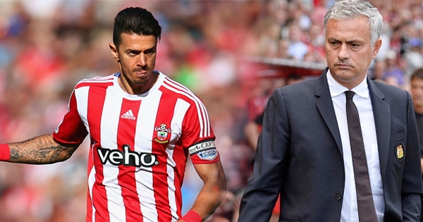HLV Mourinho phản ứng về tin đồn M.U muốn có Fonte