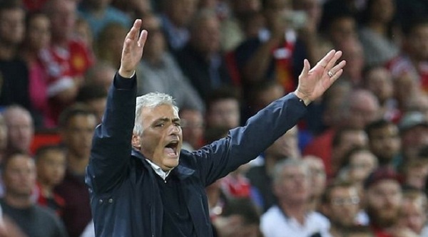 Tin tức bóng đá Anh 22/8: HLV Mourinho suýt không tới Man Utd, HLV Wenger mang tin vui cho CĐV Arsenal