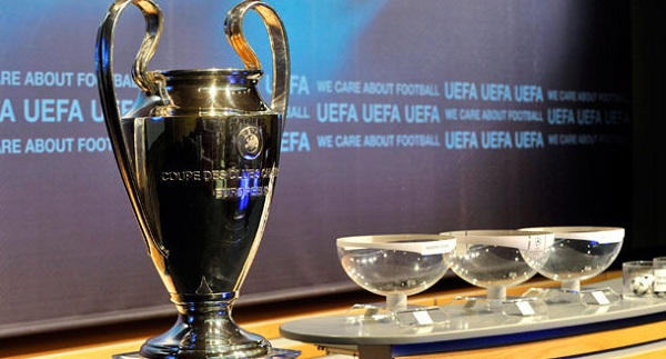 Man Utd, Chelsea, Leicester bị chế giễu vì Champions League