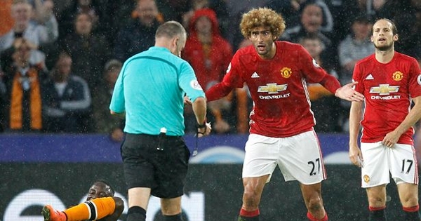 Man Utd trả giá cho chiến thắng trước Hull City