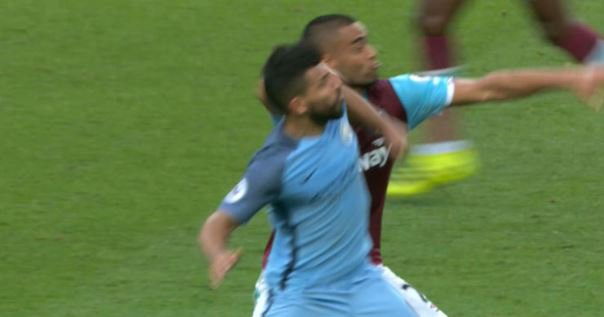 Chơi xấu cầu thủ West Ham, Aguero nguy cơ lỡ trận gặp Man Utd