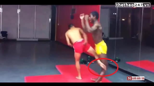 VIDEO: Chấn thương kinh hoàng nhất từng thấy trong Muay Thái