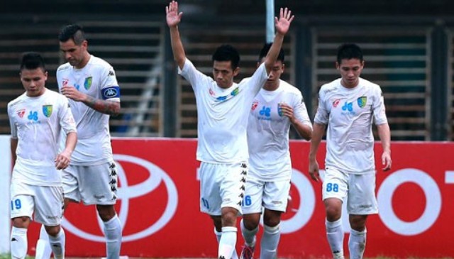 Video bàn thắng: Than Quảng Ninh 0-1 Hà Nội T&T (Vòng 25 - V.League 2016)