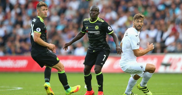 Chelsea đang lấy công bù thủ