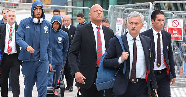 Khả năng Mourinho bị sa thải tăng mạnh sau 3 trận thua