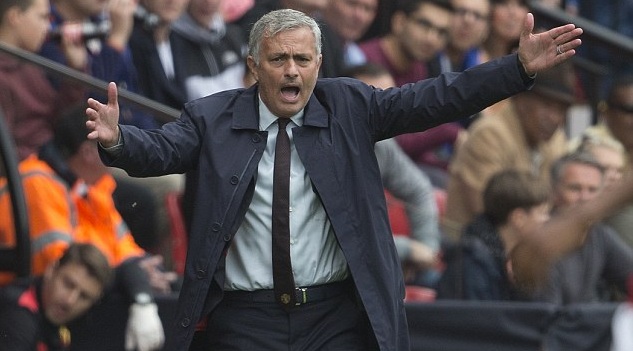 Tin bóng đá Anh 20/9: Cựu chủ tịch Real chê bai Mourinho, Ranieri gọi sao Chelsea là kẻ thủ