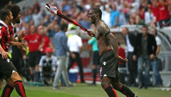 VIDEO: Balotelli tỏa sáng với bàn thắng tuyệt đẹp ở vòng 8 Ligue 1