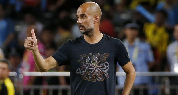 Sao Man City lý giải chuyện từ chối đề nghị của Man Utd