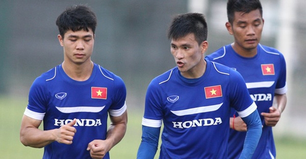Tin AFF Cup 2016: Công Phượng sẽ chỉ là dự bị cho Công Vinh