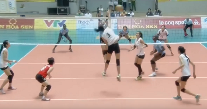 ĐT Việt Nam vs Supreme Chonburi: Chờ trụ cột tỏa sáng