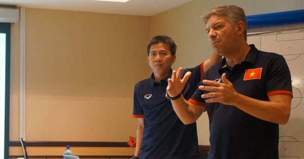 Juergen Gede: U19 VN có thể làm được nhiều hơn nữa