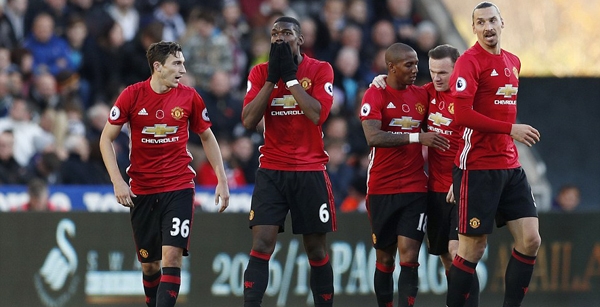 Chấm điểm Swansea 1-3 MU: Zlatan Ibrahimovic sáng nhất