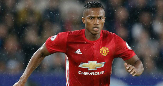 Chuyển nhượng tối 10/11: 4 mục tiêu của Chelsea, Valencia thúc Man Utd gia hạn HĐ