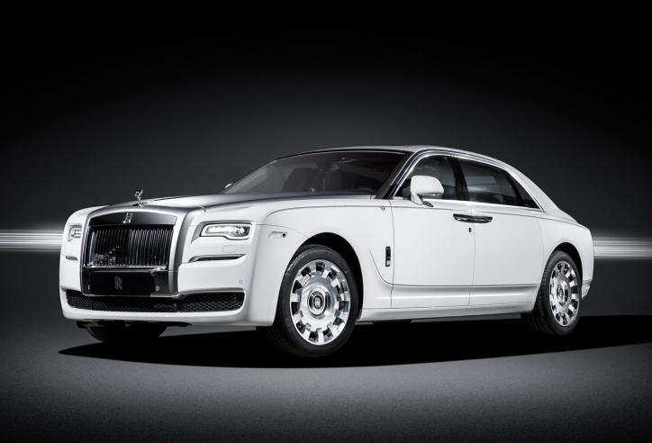 BMW triệu hồi 34.000 xe vì lỗi túi khí, bao gồm cả xe Roll-Royce