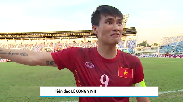 VIDEO: Công Vinh bức xúc vì đối thủ chơi xấu