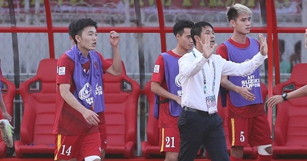 Thầy trò Hữu Thắng lập kỳ tích chưa từng có trong lịch sử AFF Cup