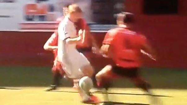 VIDEO: Skill qua người cực đỉnh của thần đồng Real - Martin Odegaard