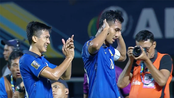 VIDEO: Teerasil Dangda mở tỷ số cho ĐT Thái Lan