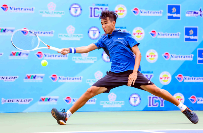 Văn Phương không thể gây bất ngờ, Federer thắng nhàn