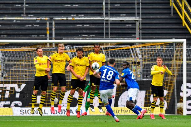 Những điểm nhấn của Bundesliga trong 'ngày tái xuất bóng đá'