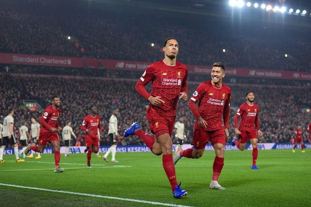Premier League tiến thêm một bước dài tới ngày trở lại
