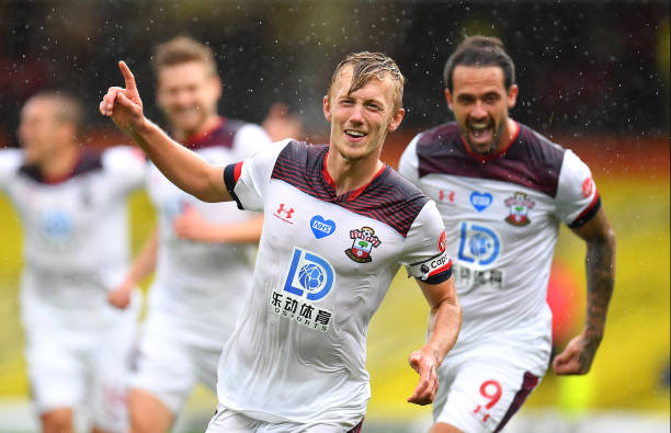Southampton 'nhấn chìm' Watford ngay tại pháo đài Vicarage Road
