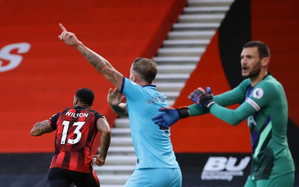 Tottenham 'thoát hiểm' trên sân đội bóng đang đua trụ hạng