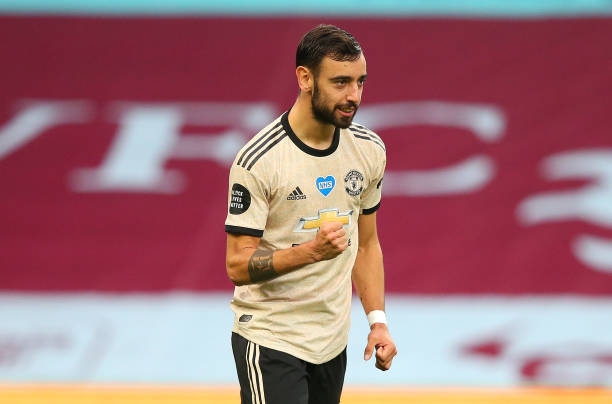 Kiến tạo cho Pogba, Bruno Fernandes đi vào lịch sử giải Ngoại hạng