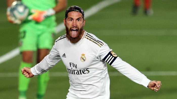 VIDEO: Những pha 'dội bom' từ trên không của Sergio Ramos 