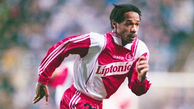 VIDEO: Tuyệt phẩm của 'Đứa con thần gió' Henry trong màu áo Monaco