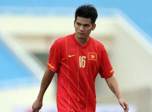 Nhà vô địch AFF Cup 2008 thừa nhận sa ngã, ăn chơi hết 20 tỷ